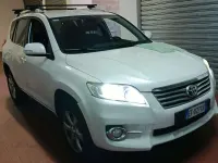 Usata Toyota RAV4 150 CV (110 kW) 2011 Bianco SUV