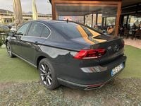 Usata VW Passat GTE 156 CV (114 kW) 2020 Grigio Berlina