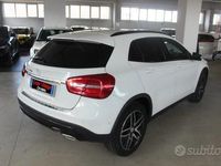 Usata Mercedes GLA200 Executive 136 CV (100 kW) 2017 Bianco SUV
