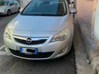 Usata Opel Astra Sport 100 CV (73 kW) 2011 Grigio Station wagon