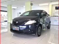 Usata Lancia Ypsilon 71 CV (52 kW) 2020 Blu Utilitaria
