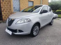 Usata Lancia Ypsilon Silver 80 CV (58 kW) 2013 Grigio Utilitaria
