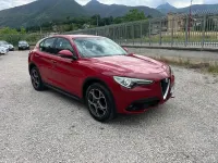 Usata Alfa Romeo Stelvio Business 210 CV (154 kW) 2017 Rosso SUV