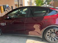 Usata Tesla Model Y Performance 392 kW (534 CV) 2023 Rosso SUV