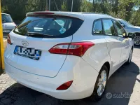 Usata Hyundai i30 Comfort 110 CV (80 kW) 2014 Bianco Station wagon