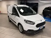Usata Ford Transit 99 CV (72 kW) 2023 Frozen white Furgone