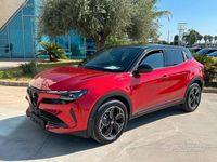Nuova Alfa Romeo Junior Edizione Speciale 114 kW (156 CV) 2025 Rosso SUV