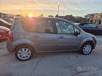 Usata Renault Modus 111 CV (81 kW) 2011 Grigio Monovolume
