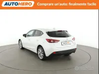 Begagnad Mazda 3 Exceed 105 HK (77 kW) 2017 Vit Sedan