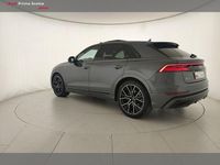 Usata Audi Q8 Sport 286 CV (210 kW) 2023 Grigio daytona perla SUV