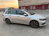 Usata Fiat Tipo Easy 120 CV (88 kW) 2019 Grigio Station wagon