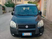 Usata Fiat Doblò 85 CV (62 kW) 2009 Grigio Monovolume