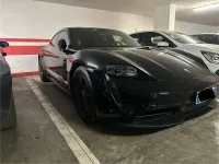 Usata Porsche Taycan Performance Package 350 kW (476 CV) 2023 Nero Station wagon