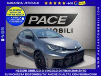 Usata Toyota Yaris 280 CV (205 kW) 2024 Grigio Utilitaria