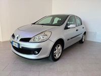 Usata Renault Clio II Luxe 75 CV (55 kW) 2007 Argento Berlina