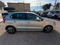 Usata VW Polo Trendline 75 CV (55 kW) 2017 Grigio Berlina