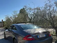 Usata Mercedes CLS320 224 CV (164 kW) 2007 Marrone Coupé