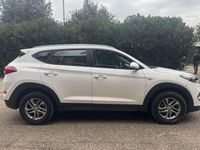 Usata Hyundai Tucson Comfort 116 CV (85 kW) 2016 Bianco SUV
