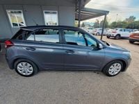 Usata Hyundai i20 Classic 73 CV (53 kW) 2016 Blu Berlina