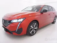 Usata Peugeot 308 SW Allure 131 CV (96 kW) 2022 Rosso Station wagon