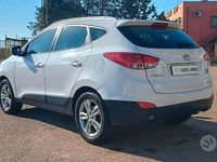 Usata Hyundai ix35 Comfort 140 CV (102 kW) 2012 Bianco SUV