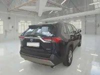 Usata Toyota RAV4 Hybrid Active 178 CV (130 kW) 2022 Blu SUV