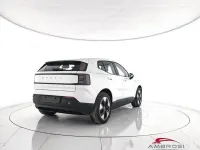 Ny Volvo EX30 Core 149 kW (203 HK) 2026 Vit SUV