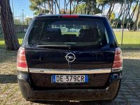 Usata Opel Zafira Cosmo 94 CV (69 kW) 2006 Nero Monovolume