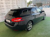 Usata Peugeot 308 S 131 CV (96 kW) 2019 Blu Station wagon