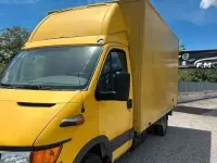 Usata Iveco Daily 85 CV (62 kW) 2001 Giallo