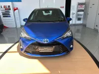 Usata Toyota Yaris Hybrid Style 73 CV (53 kW) 2017 Azzurro Berlina