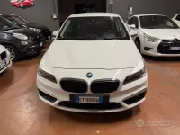 Usata BMW 218 Advantage 136 CV (100 kW) 2015 Bianco Station wagon