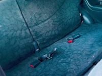 Usata Toyota Yaris 68 CV (50 kW) 2002 Blu Utilitaria