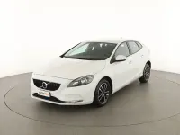 Usata Volvo V40 120 CV (88 kW) 2018 Bianco Station wagon