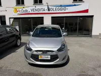 Usata Hyundai ix20 Comfort 90 CV (66 kW) 2013 Argento Utilitaria
