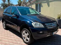 Usata Mercedes ML320 224 CV (164 kW) 2007 Bluazzurro SUV