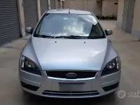 Usata Ford Focus 110 CV (80 kW) 2007 Grigio Berlina