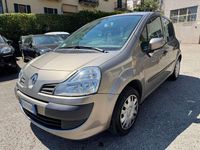 Usata Renault Modus Expression 68 CV (50 kW) 2010 Grigio Monovolume