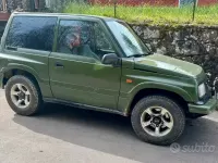 Usata Suzuki Vitara 87 CV (63 kW) 2003 Verde SUV