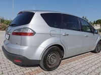 Usata Ford S-MAX Titanium 140 CV (102 kW) 2008 Argento Monovolume