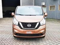 Usata Nissan NV300 S 145 CV (106 kW) 2018 Marrone metallizzato Furgone