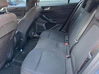 Usata Ford Focus ST-Line 120 CV (88 kW) 2018 Blu Berlina