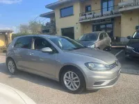 Usata VW Golf VII Highline 110 CV (80 kW) 2017 Argento Berlina