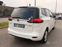 Usata Opel Zafira Tourer 150 CV (110 kW) 2014 Bianco Monovolume