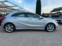 Usata Mercedes A180 108 CV (79 kW) 2014 Grigio Berlina