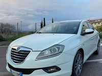 Gebraucht Lancia Delta 105 PS (77 kW) 2014 Weiß Kleinwagen