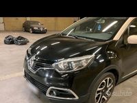 Usata Renault Captur 90 CV (66 kW) 2014 Nero SUV