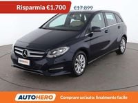 Usata Mercedes B180 Business 122 CV (89 kW) 2018 Blu/azzurro Monovolume