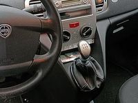 Usata Lancia Ypsilon 69 CV (50 kW) 2012 Bianco Utilitaria