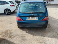 Usata Lancia Ypsilon 59 CV (43 kW) 2001 Argento Utilitaria